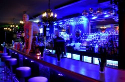 Queenz Bar